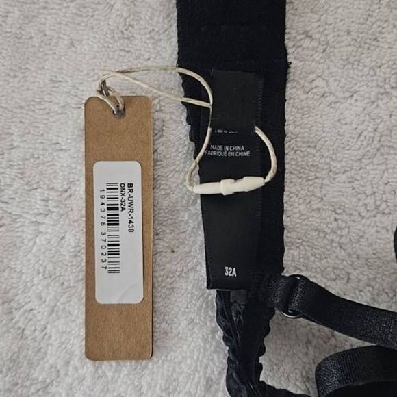 SKIMS SILK UNDERWIRE BRA NWT - Picture 7 of 10